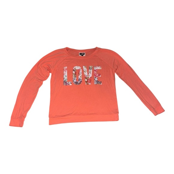 Modern Lux Coral Long Sleeve Tee with Floral Love Print Size Medium - Picture 1 of 6